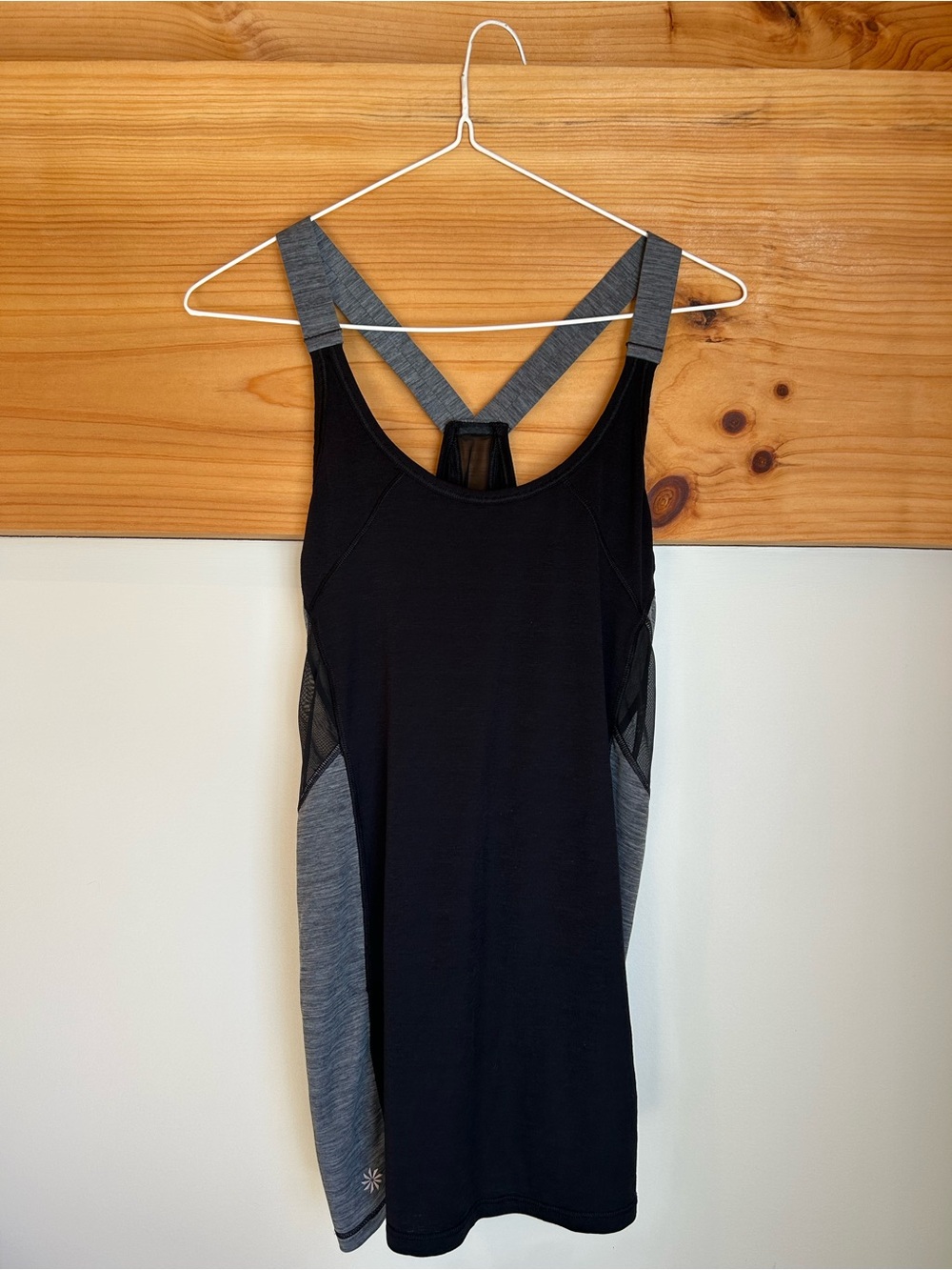 Women’s Athleta Tank Top